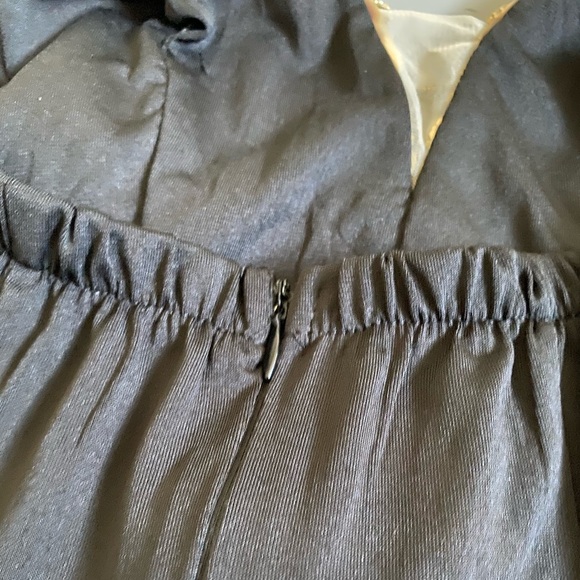 Formal Dress - Picture 4 of 4